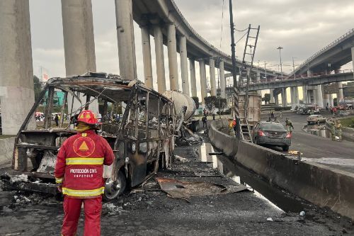 Ya suman 10 los fallecidos y 90 los heridos por explosión de pipa en CDMX